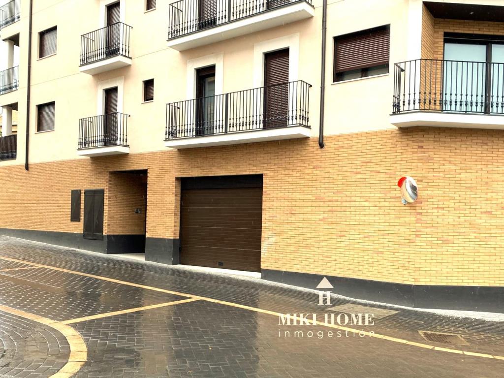 Piso en calle Calvario de Barbastro 1