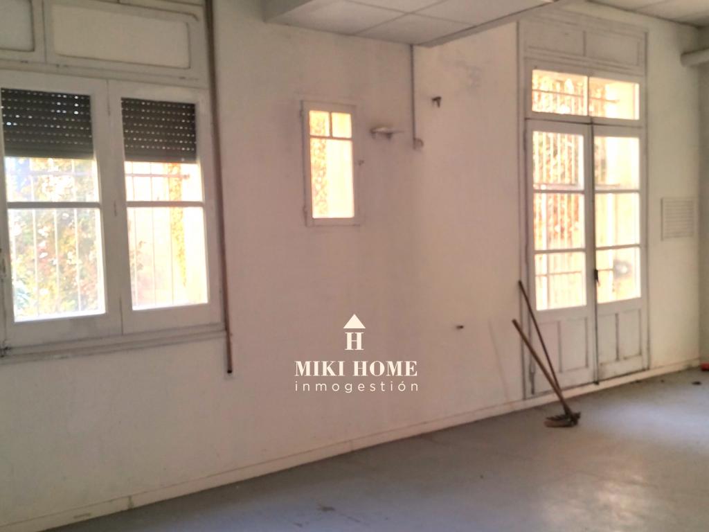 Piso en avda. Estación de Barbastro 9