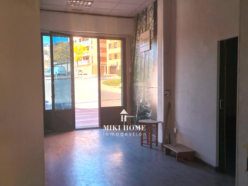 Piso en avda. Estación de Barbastro 13