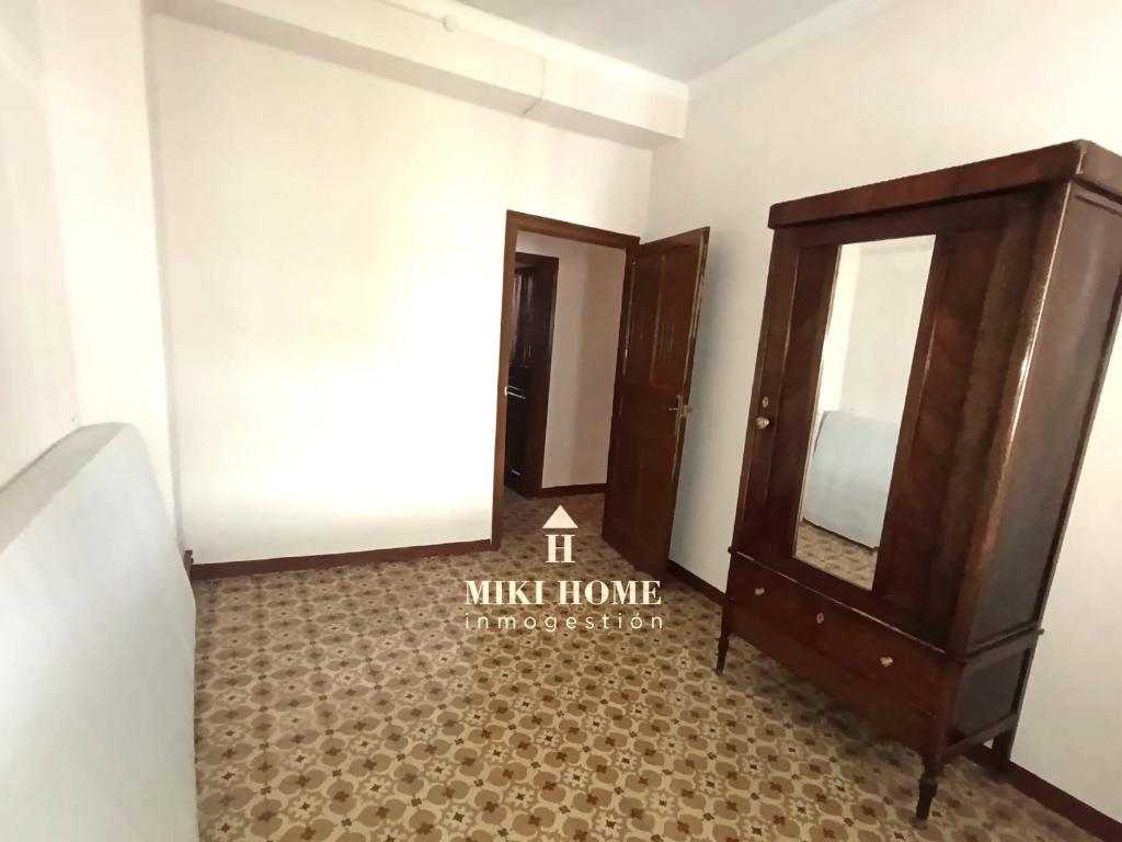 Piso en avda Estación de Barbastro 22