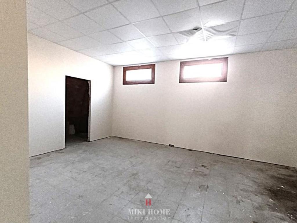 Piso en Calle Almacellas de Binéfar 2