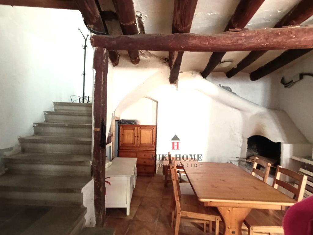 Piso en Calle SANTA ANA Nº3 de Torres del Obispo 1