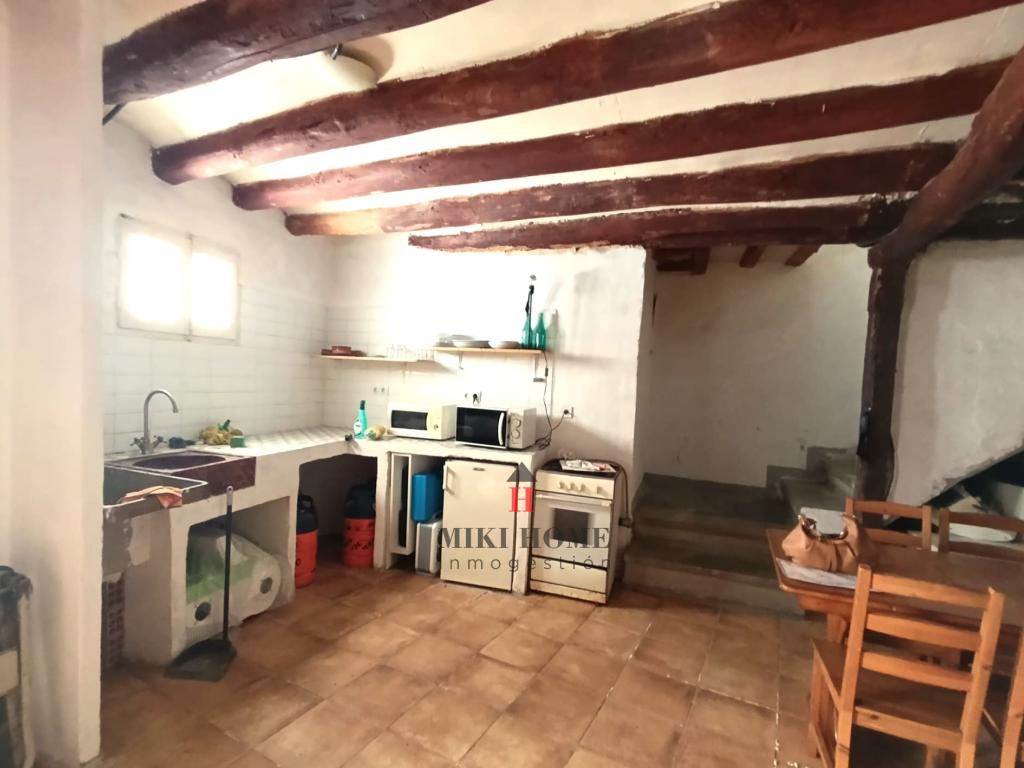 Piso en Calle SANTA ANA Nº3 de Torres del Obispo 2