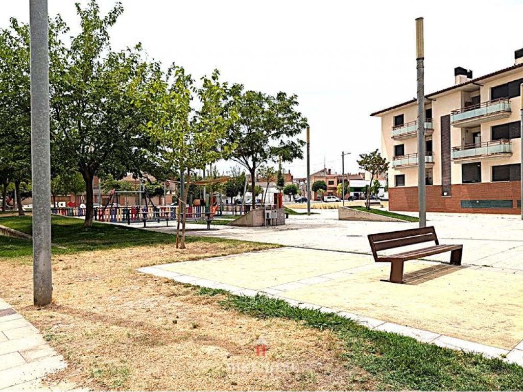 Piso en Calle Constitución de Binéfar 1